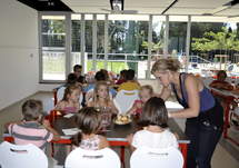 1er repas au restaurant scolaire communautaire de Néfiach